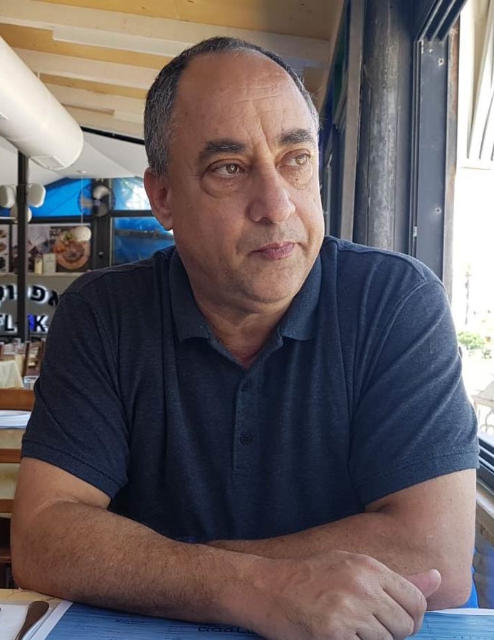 Tal Reshef