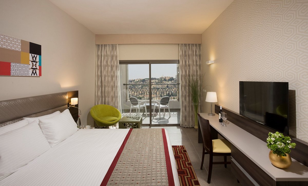 ramada nazareth Room